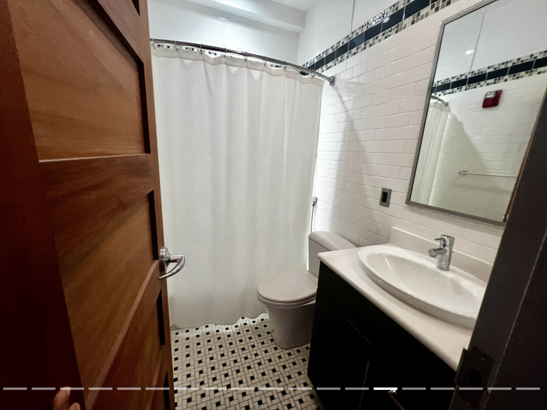 Building Photo - 715 Tremont St