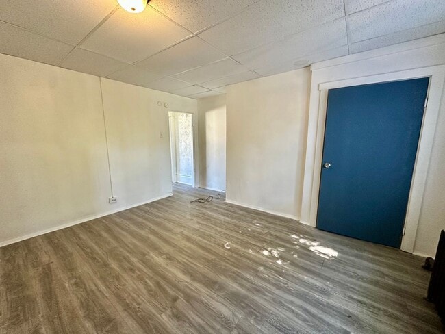 Building Photo - 2330 Eccles St