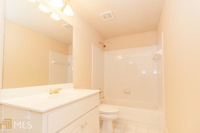 Building Photo - 6320 Deerwoods Trail