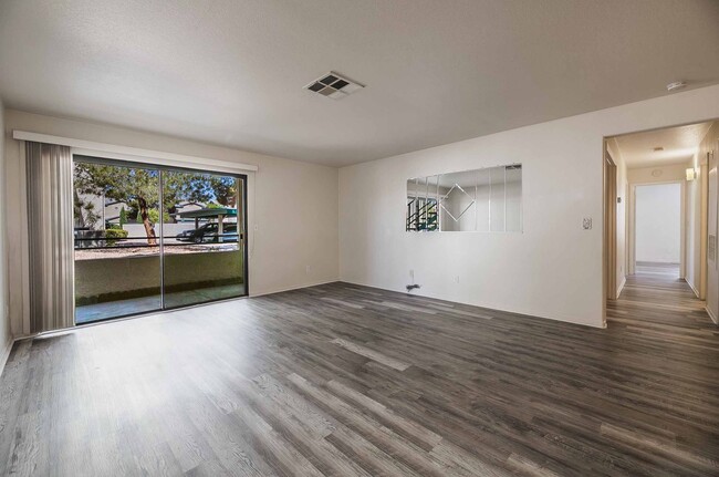 Building Photo - Upgraded & simply beautiful 3 Bedroom Condo!