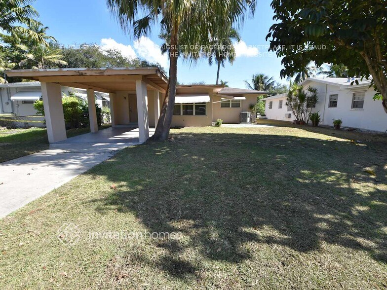 Building Photo - 1008 N Park Rd