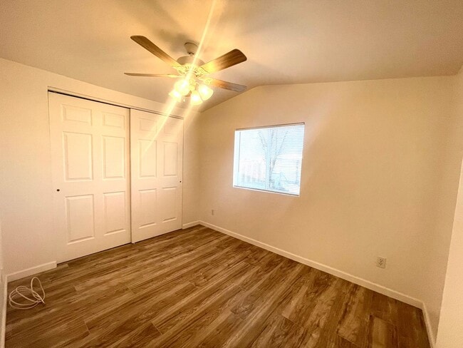 Building Photo - 3 bedroom in Chino!