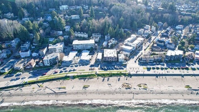 Building Photo - Stunning Air Conditioned Alki Condo Overlooking Majestic Puget Sound!