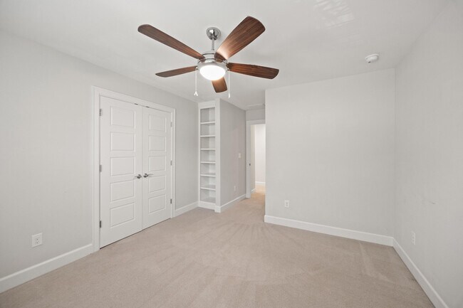 Building Photo - 916 Star of Danube Way