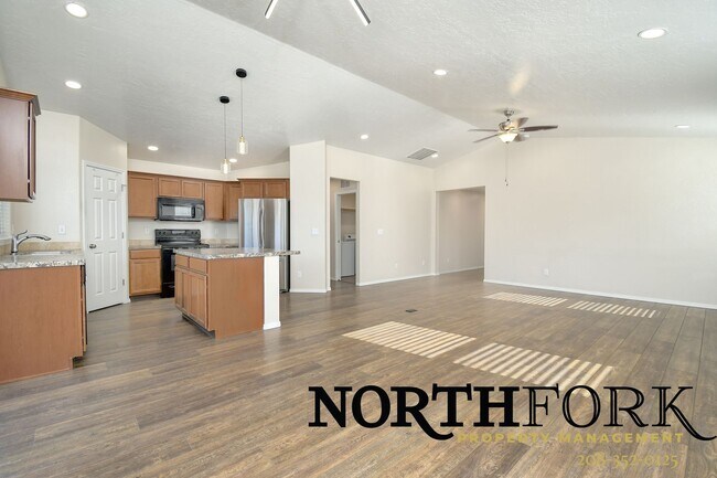 Building Photo - Your Next Nampa home Nestled Near Convenience w/ Community Pool Access, RV/toy Parking