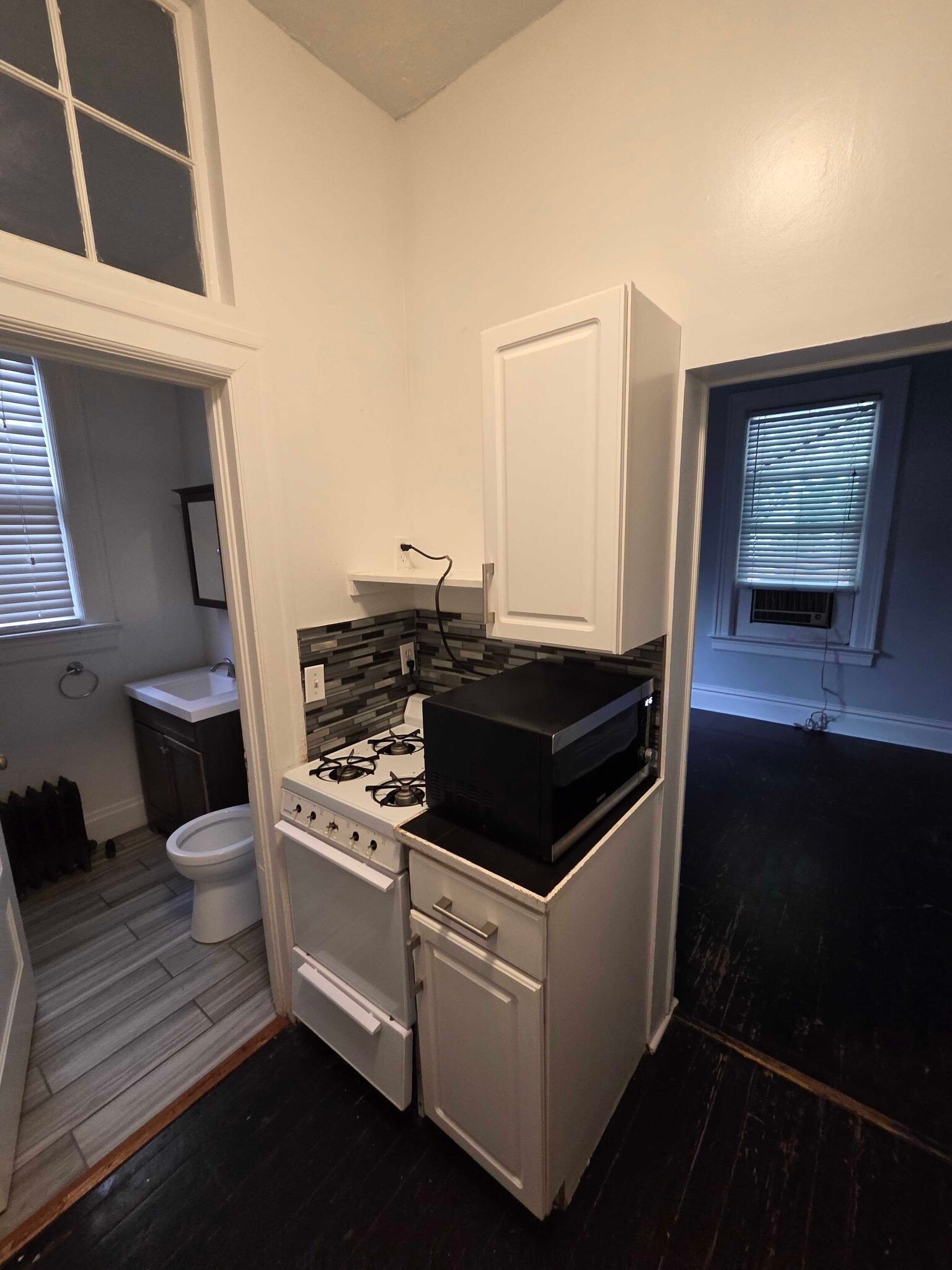 Building Photo - 828 E 100 S