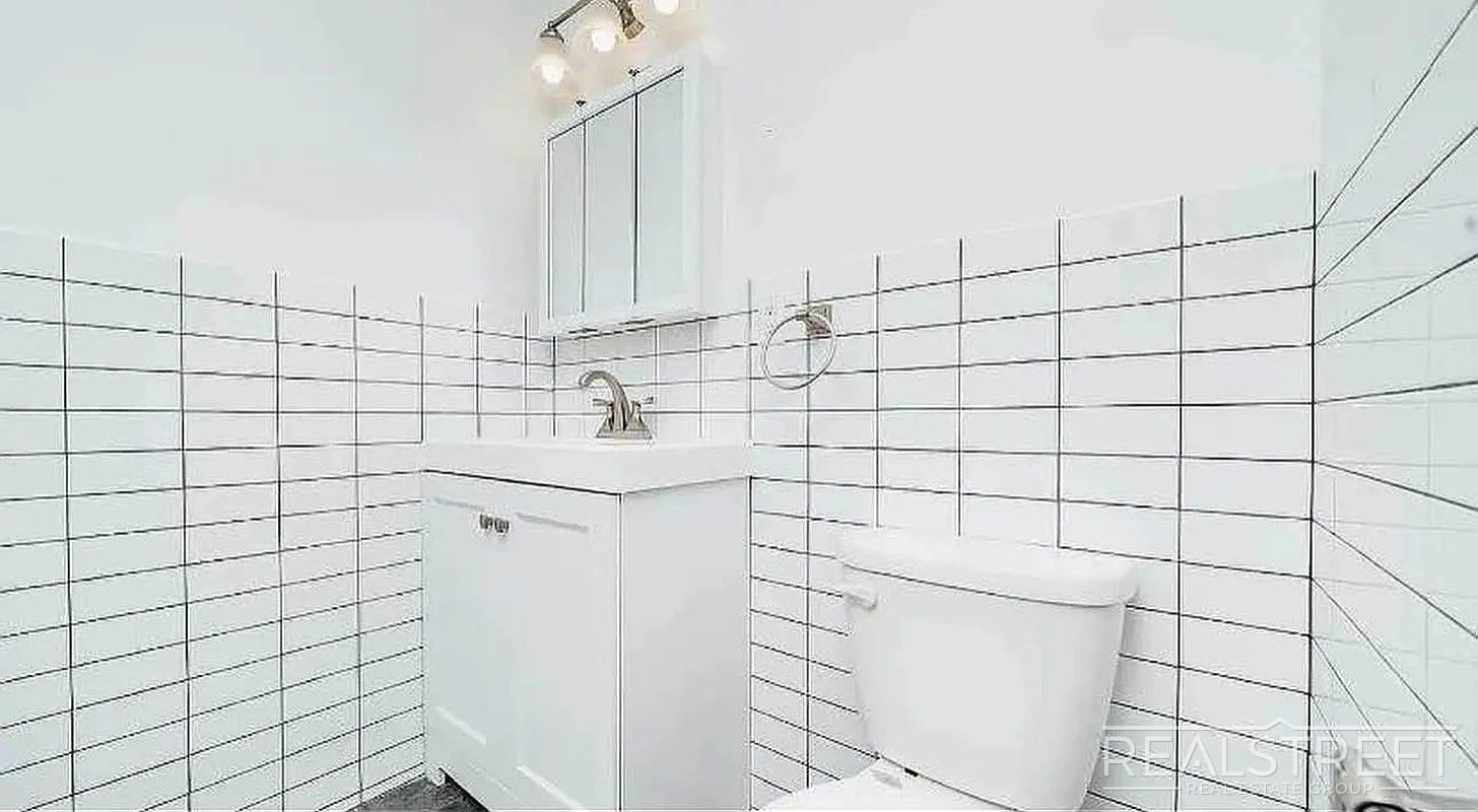 Building Photo - Wyckoff Avenue