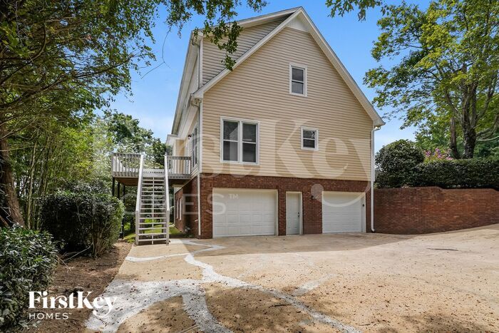 Building Photo - 90 Ridgewood Ln