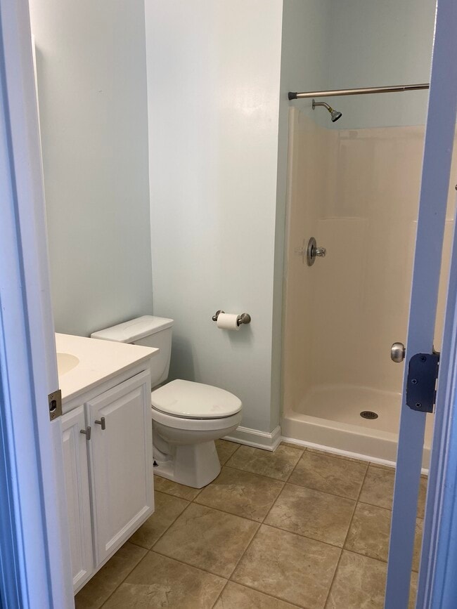 Building Photo - 4212 Sweetwater Blvd