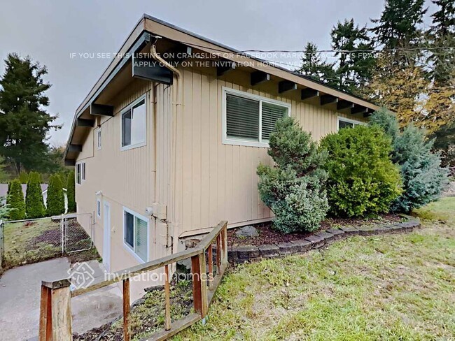 Building Photo - 469 Reiten Rd