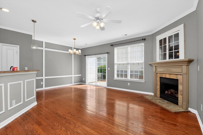 Building Photo - 1456 Stonedown Ln