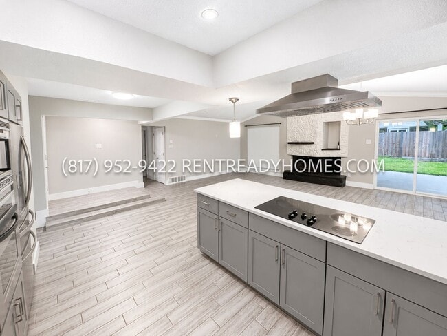 Building Photo - 12372 High Meadow Dr