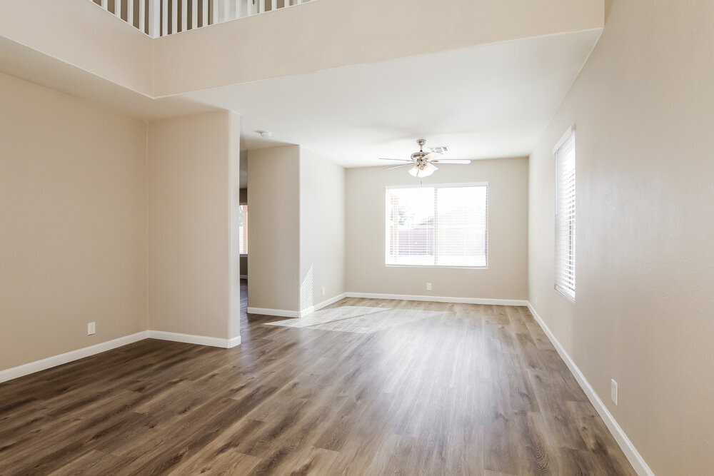 Building Photo - 8635 W Kathleen Rd