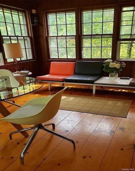 Building Photo - 717 Spring Lake Rd