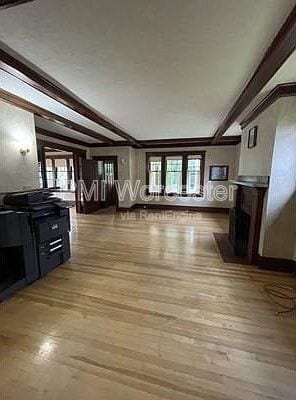 Building Photo - 46 Wachusett St