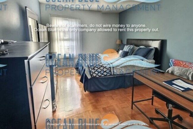 Building Photo - 1285 85th Terrace N