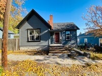 Building Photo - 2 bedroom 1 bath House