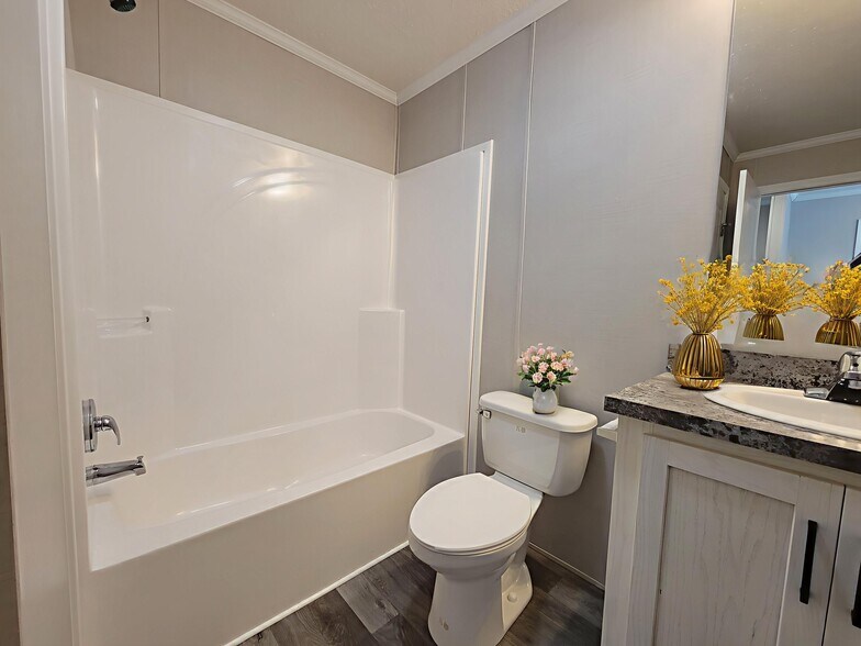 Building Photo - 38019 Pardo Dr