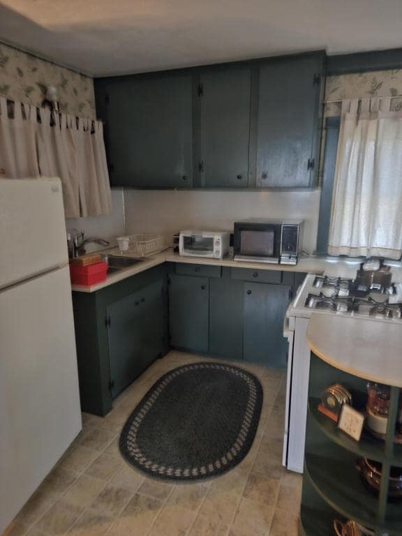 Building Photo - 502 Lulu Ave