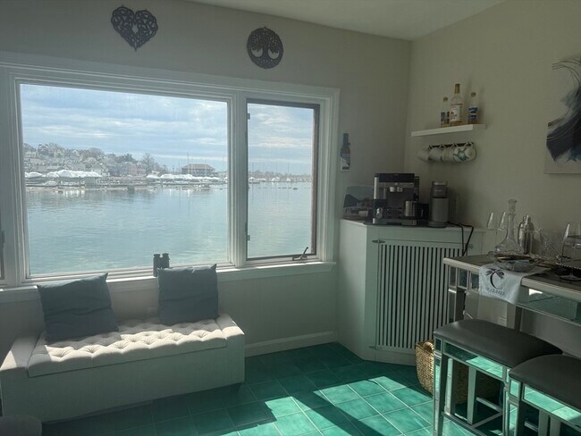 Building Photo - 235 Washington Ave