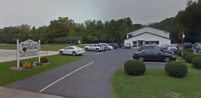 Primary Photo - 1204 Andrew Ave