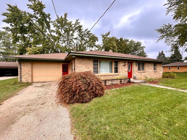 Building Photo - Four Bedroom Home in Grandville