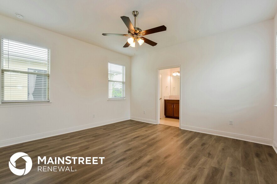 Building Photo - 3000 Crispin Cir
