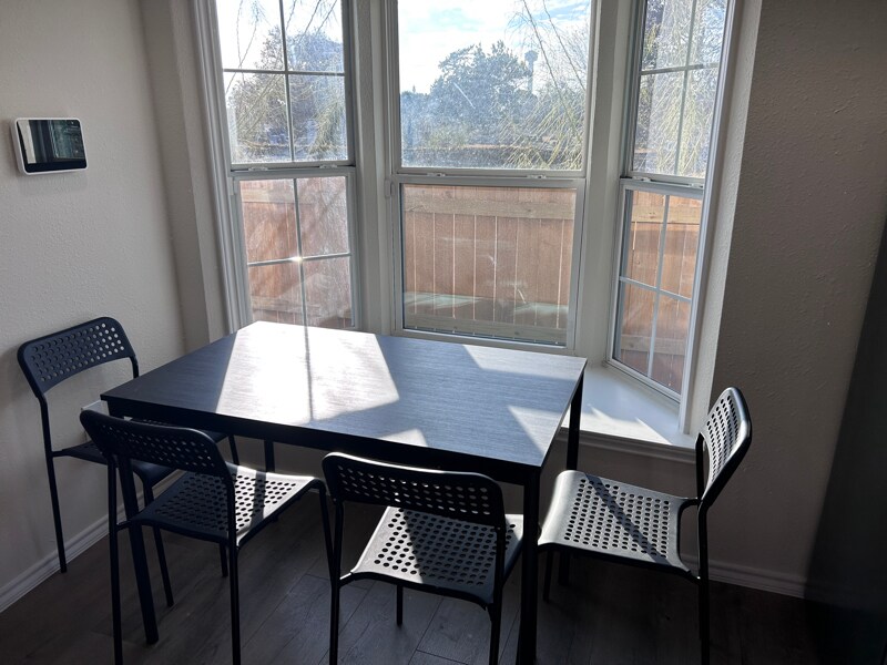 Building Photo - 502 Potomac St