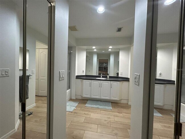 Building Photo - 3803 54th Dr W