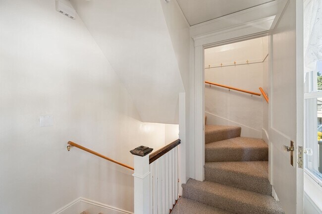 Building Photo - 62-64 Flett Rd