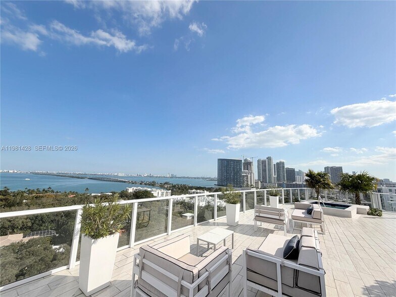 Building Photo - 4250 Biscayne Blvd