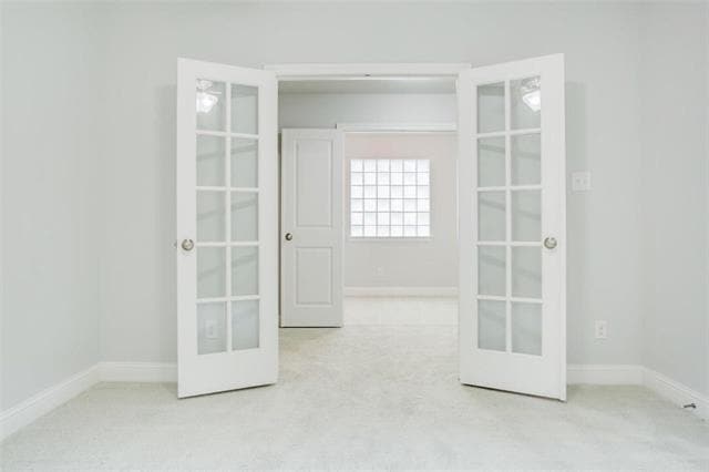 Building Photo - 2221 Longwood Dr