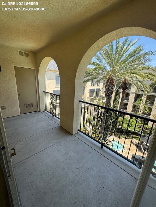 Building Photo - Irvine 1 Bedroom Condo
