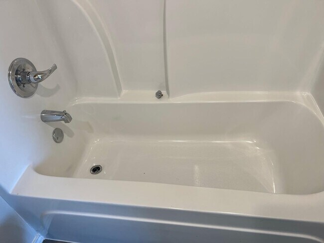 Building Photo - 7441 4th St