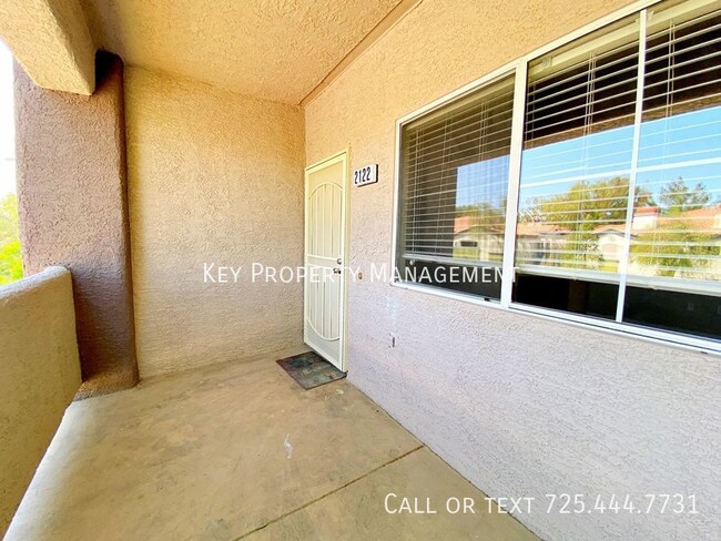 Building Photo - 3 BEDROOM 2 BATH CONDO WITH ATTACHED 2 CAR...