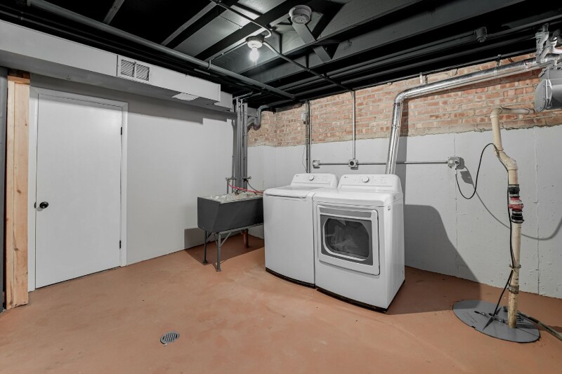 Building Photo - 3522 George St