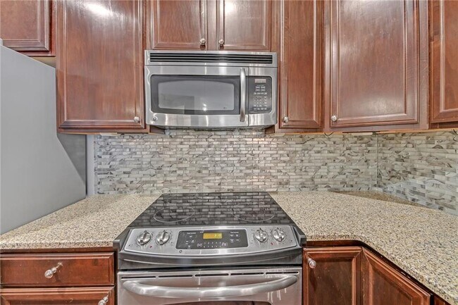 Building Photo - 200 River Vista Drive