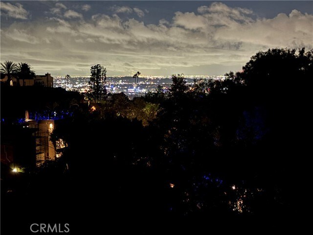Building Photo - 1316 Beverly Grove Pl