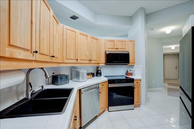 Primary Photo - 10173 Andover Coach Cir