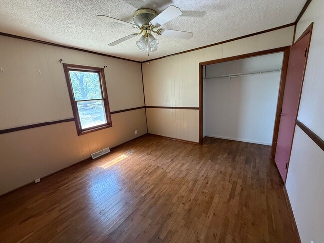 Building Photo - 3502 Finley Ave