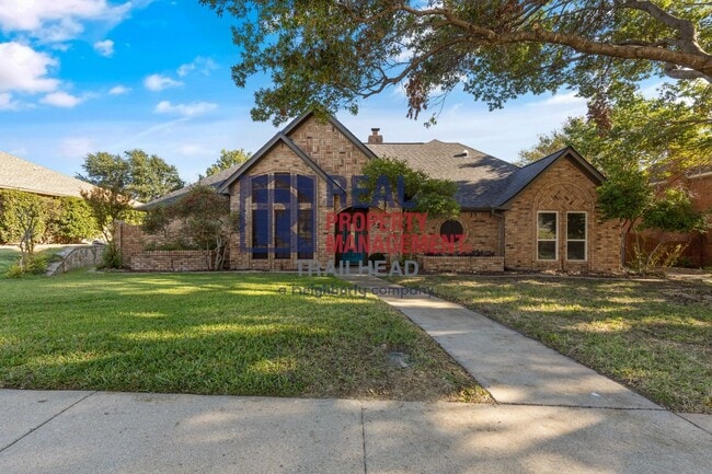 Building Photo - Charming 3 Bed 2 Bath Home in a Great Neighborhood - Private Pool!