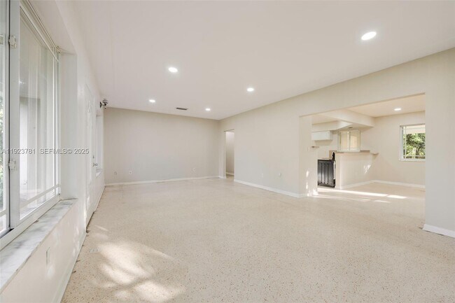 Building Photo - 9340 SW 174th St