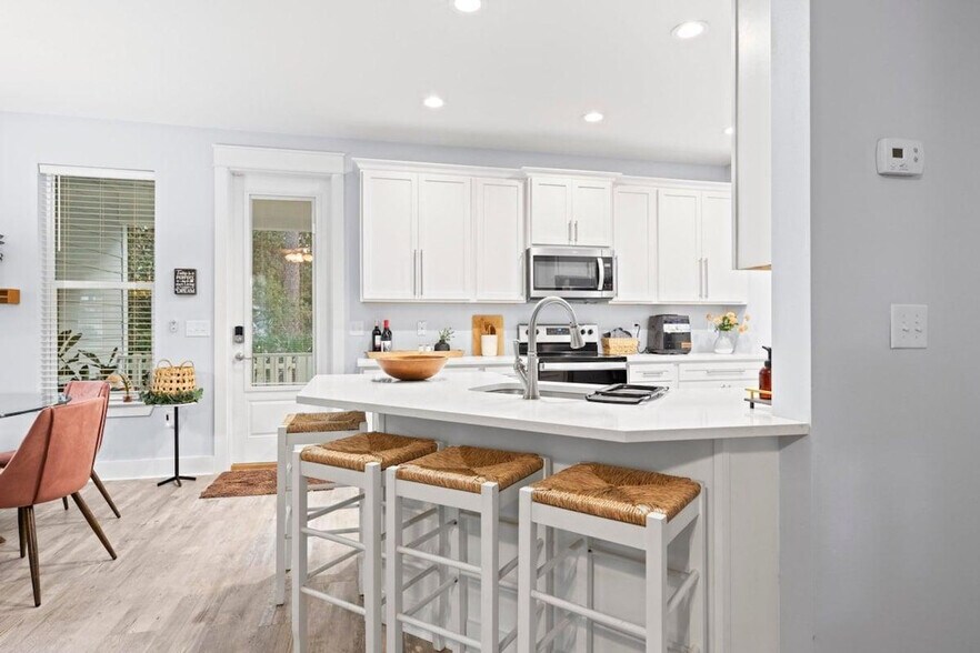 Building Photo - 88 Plantation Way