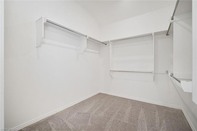 Building Photo - 7627 Woodbine Ln
