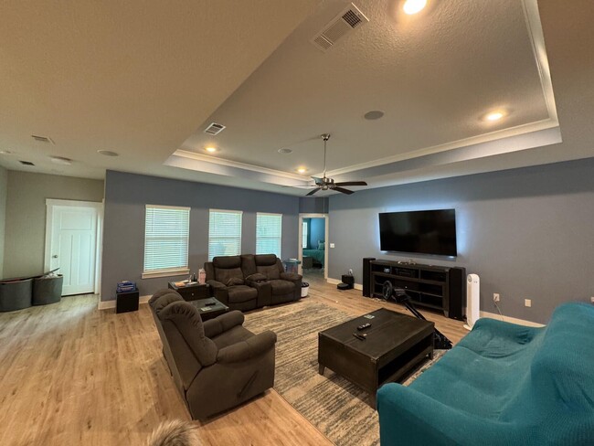 Building Photo - 2379 Cloudberry Dr