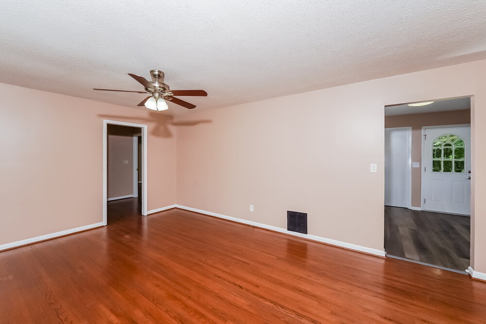 Building Photo - 417 19th Terrace NE