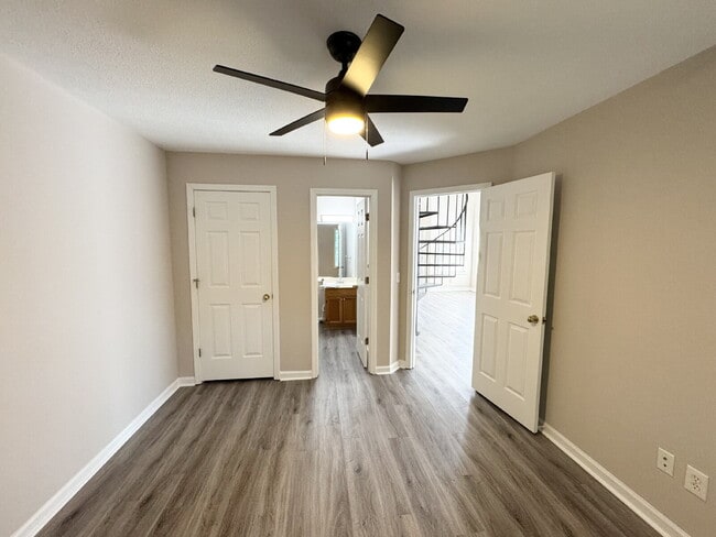 Building Photo - Charming 2 Bed/2 Bath Home in Woodstock – ...