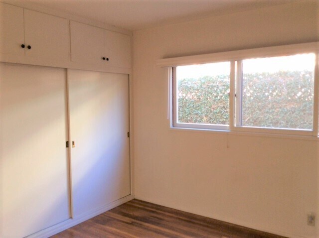 Bedroom - 160 N Sierra Bonita Ave
