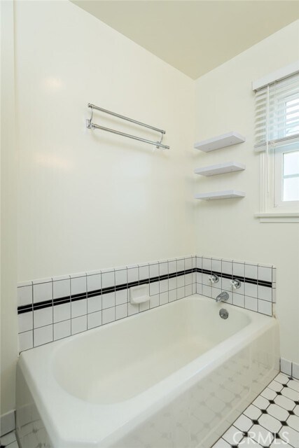 Building Photo - 3461 Angelus Ave