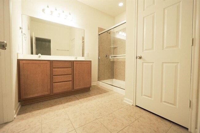 Building Photo - 4426 S Vineyard Mdw Ln